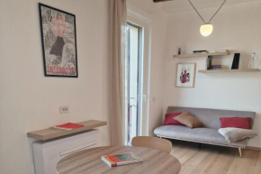 Camparino Apartment, 10 Min from the Duomo, Milano